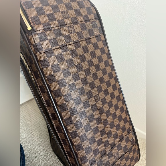 Louis Vuitton Pegase 55 in Damier Ebene - Picture 8 of 15